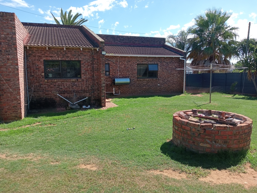 3 Bedroom Property for Sale in Campher Park Eastern Cape